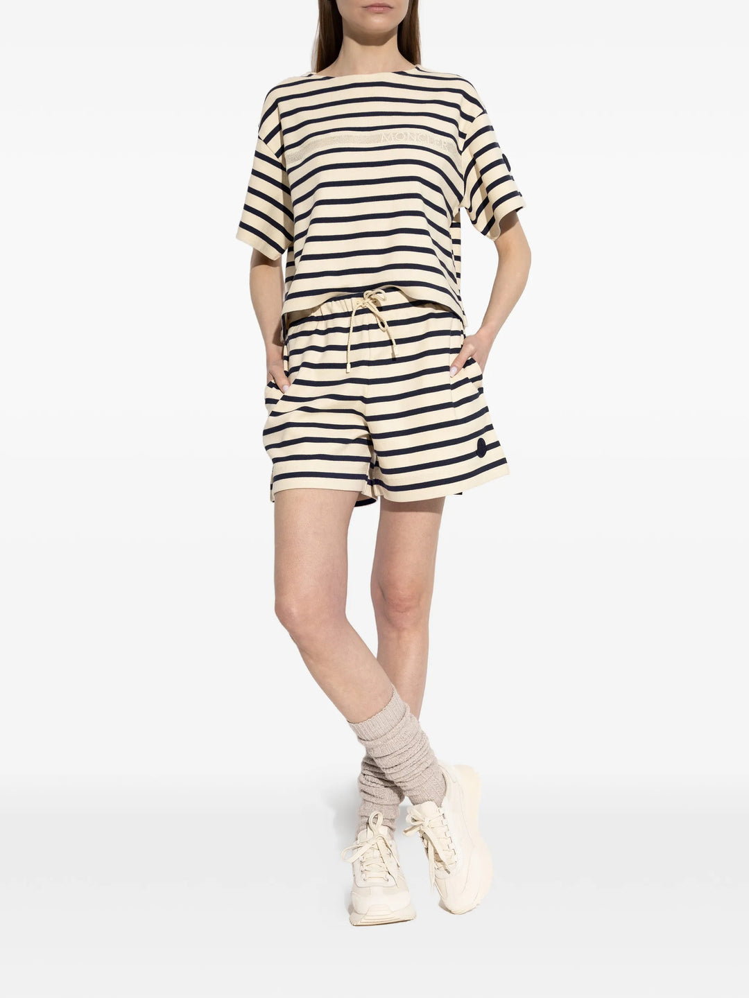 MONCLER - Short rayé à lien de resserrage