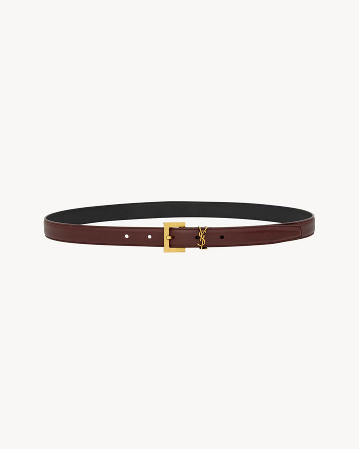 SAINT LAURENT - CASSANDRE FINE CEINTURE en cuir lisse