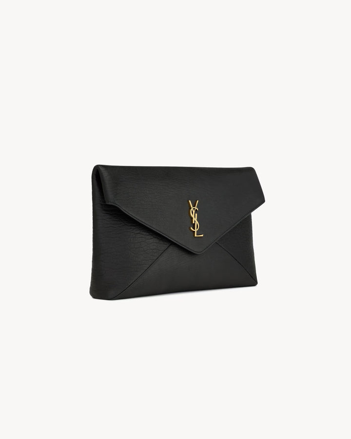SAINT LAURENT- CASSANDRE grande pochette enveloppe en cuir d’agneau