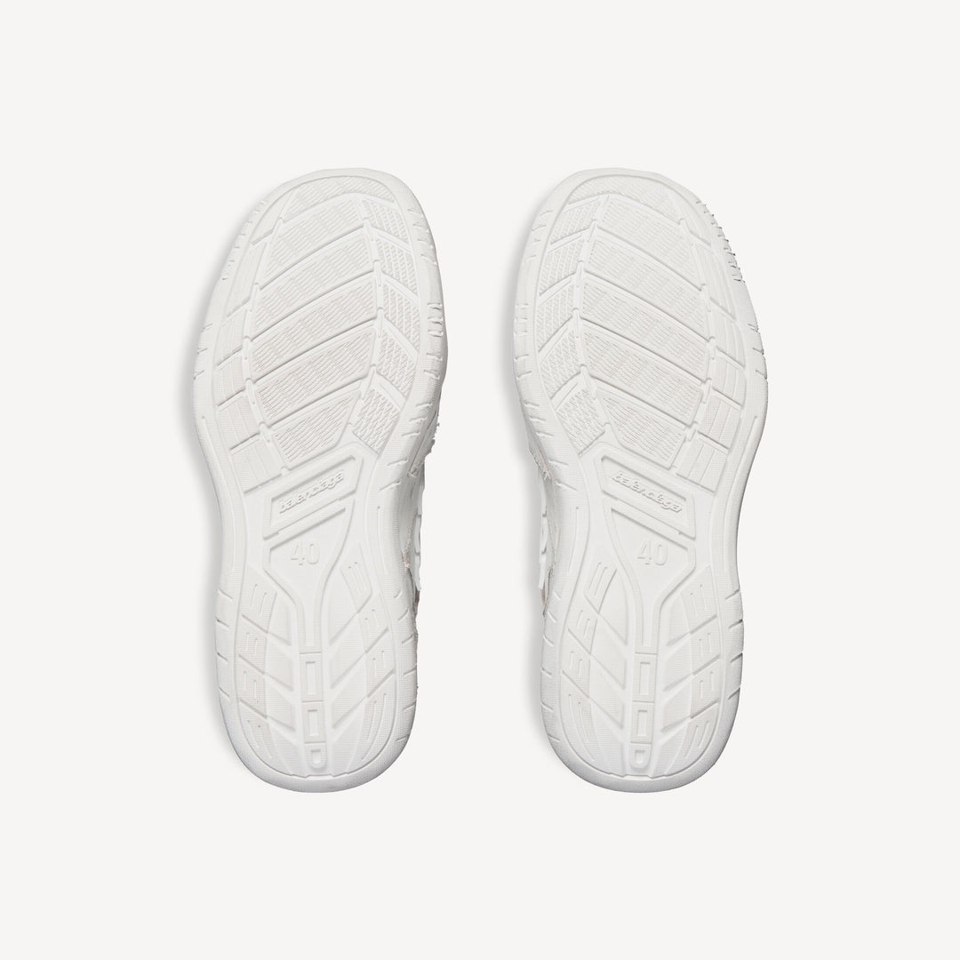 BALENCIAGA - Sneaker Hamptons Worn-out Moyen pour Femme en Blanc