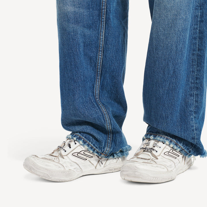 BALENCIAGA - Sneaker Hamptons Worn-out Moyen pour Femme en Blanc