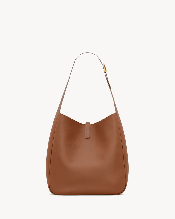 Le 5 à 7 large souple en cuir grainé