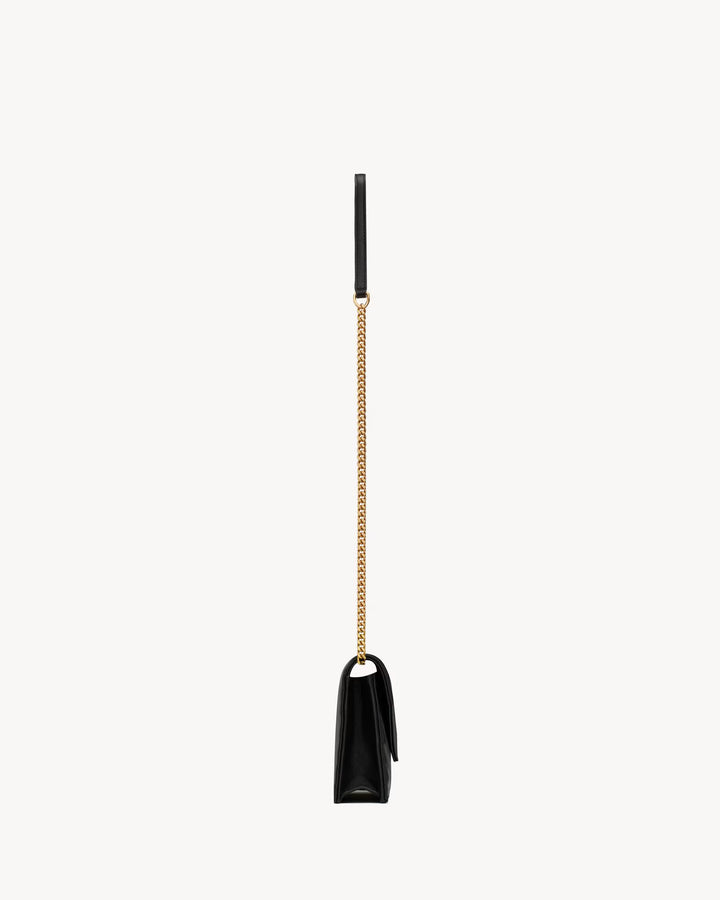 SAINT LAURENT-CASSANDRE ENVELOPE CHAIN WALLET EN CUIR D'AGNEAU