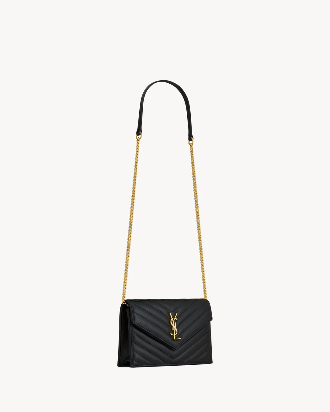SAINT LAURENT-CASSANDRE ENVELOPE CHAIN WALLET EN CUIR D'AGNEAU