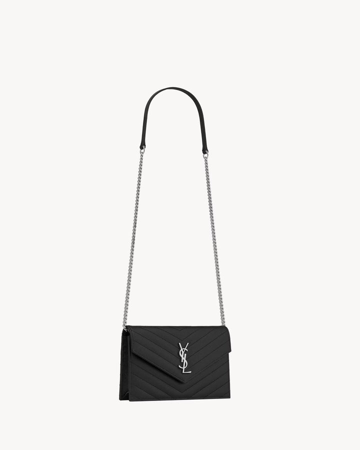 SAINT LAURENT - CASSANDRE ENVELOPE CHAIN WALLET EN CUIR GRAIN DE POUDRE