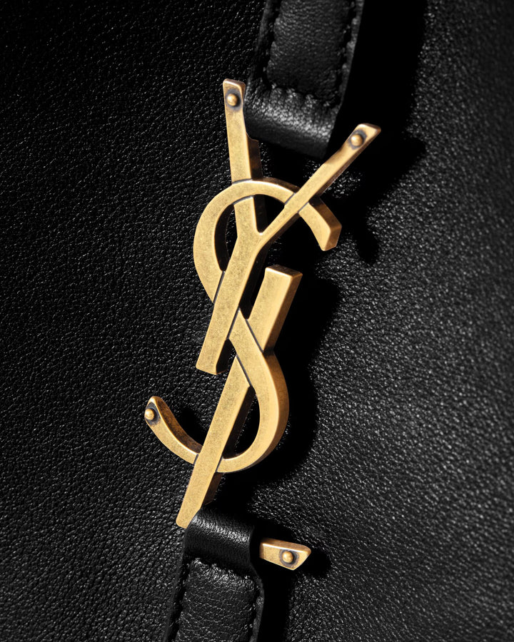 SAINT LAURENT - LE 5 À 7 SUPPLE crossbody bag en cuir grainé