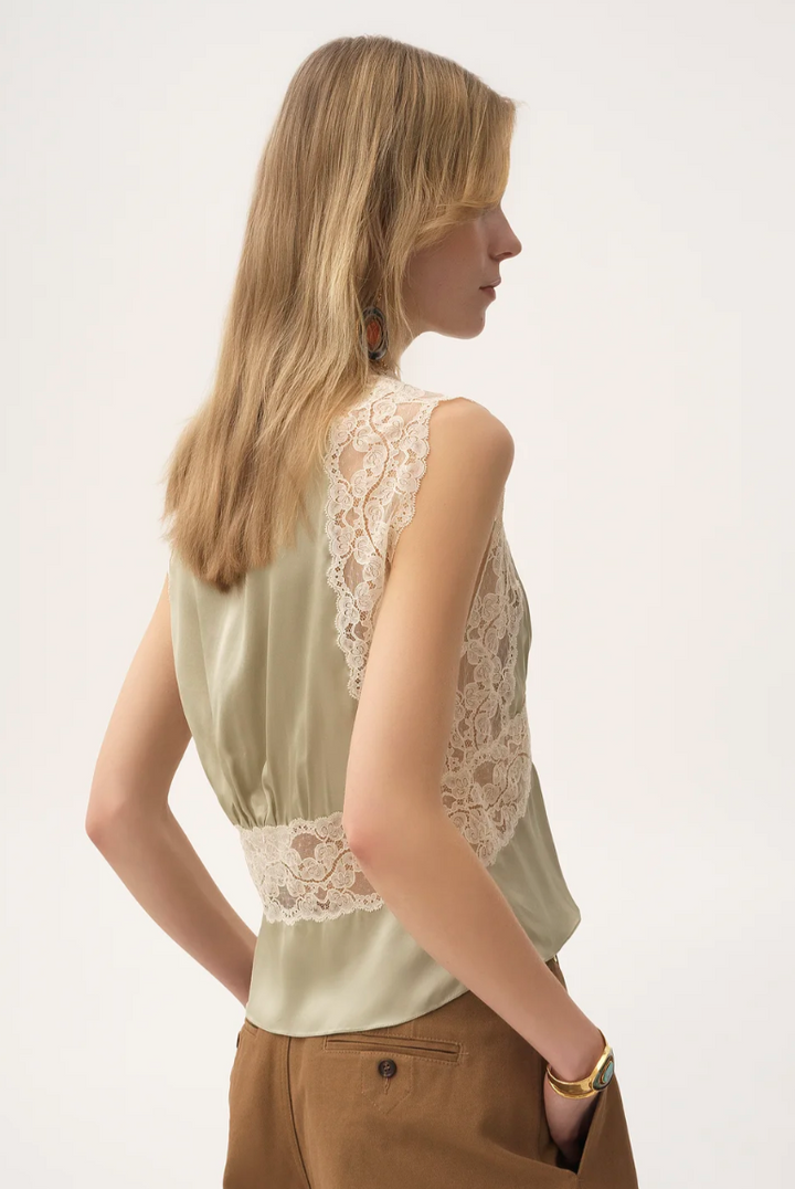 CHLOÉ - Top col V en satin de soie et dentelle