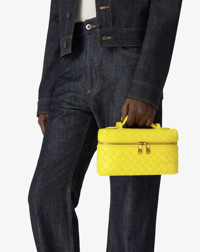 BOTTEGA VENETA - VANITY BAG