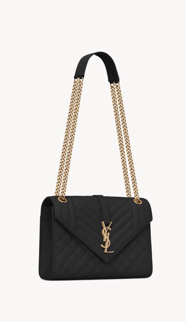 SAINT LAURENT - ENVELOPE MEDIUM EN CUIR MATELASSÉ GRAIN DE POUDRE