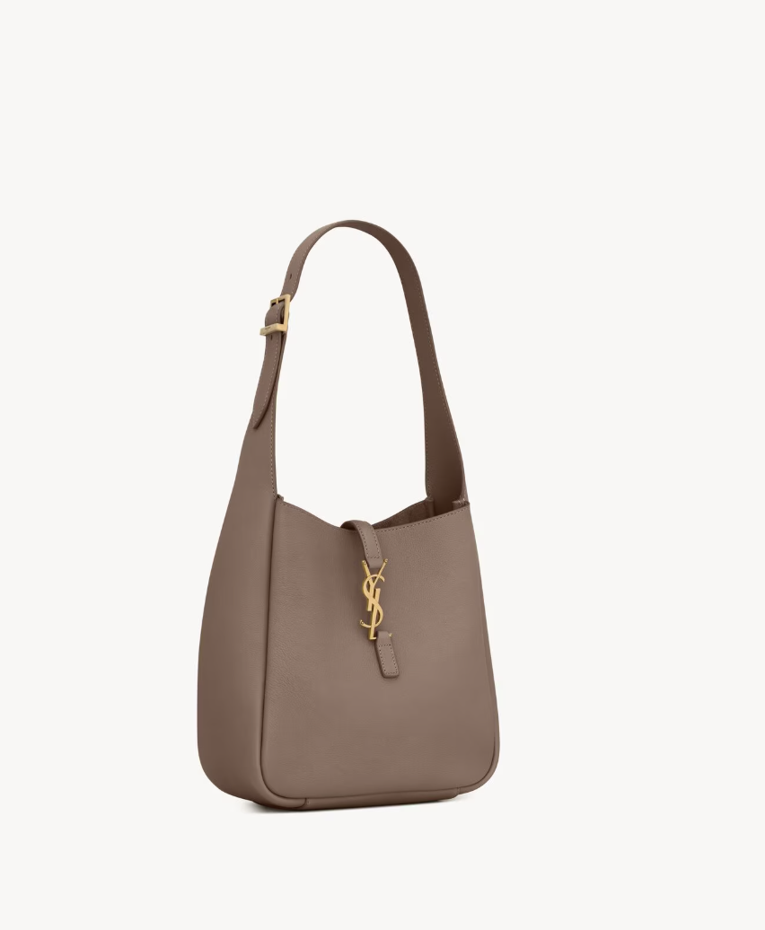 SAINT LAURENT - LE 5 À 7 SMALL SOUPLE EN CUIR GRAINÉ