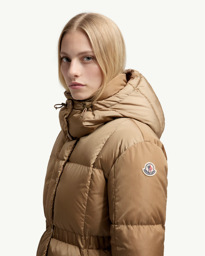 MONCLER - Doudoune à matelassage carré à capuche Agneux