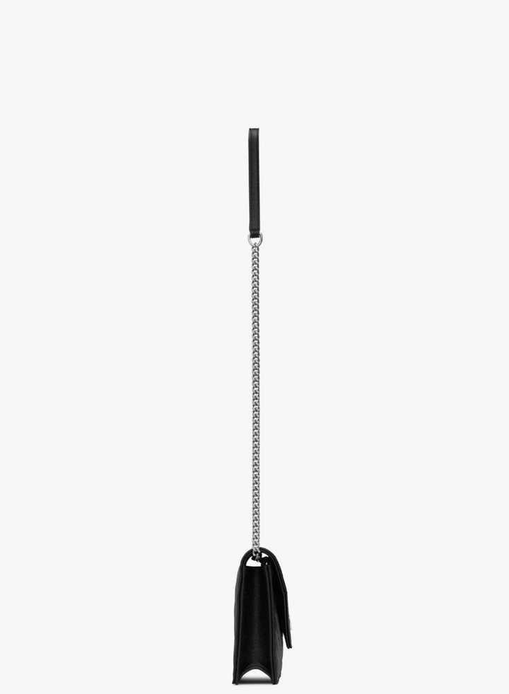 SAINT LAURENT - CASSANDRE ENVELOPE CHAIN WALLET EN CUIR GRAIN DE POUDRE