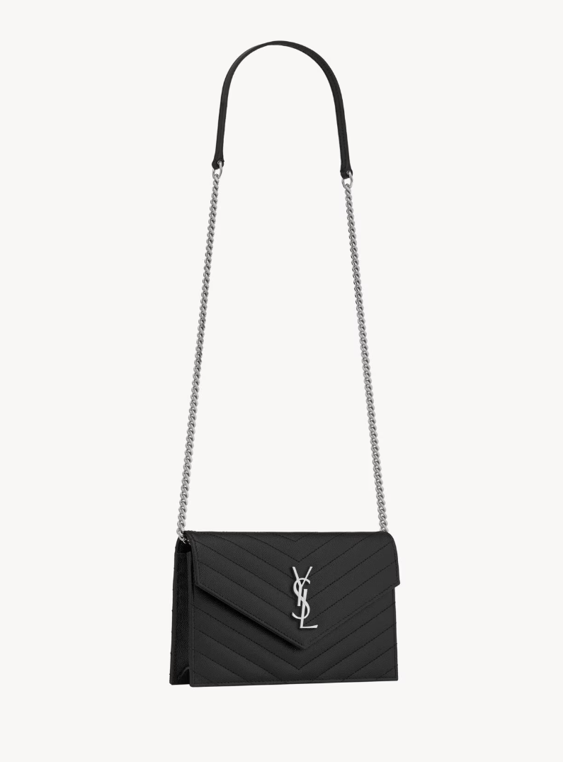 SAINT LAURENT - CASSANDRE ENVELOPE CHAIN WALLET EN CUIR GRAIN DE POUDRE