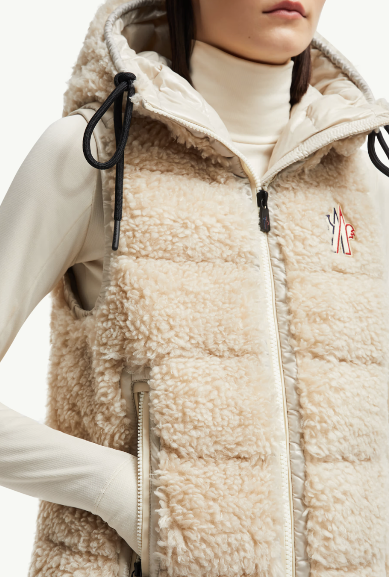 MONCLER - Gilet zippé en teddy matelassé