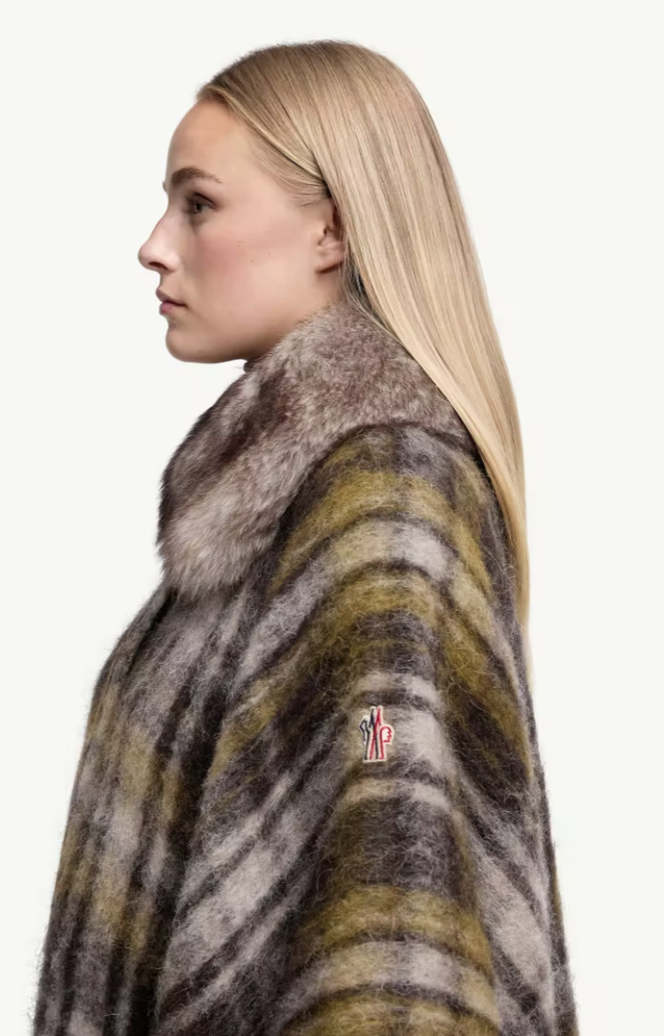 MONCLER - Cape frangée en mélange de mohair, d’alpaga et de laine
