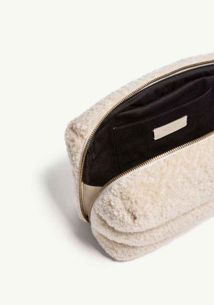 MONCLER - Trousse de toilette en teddy Caradoc