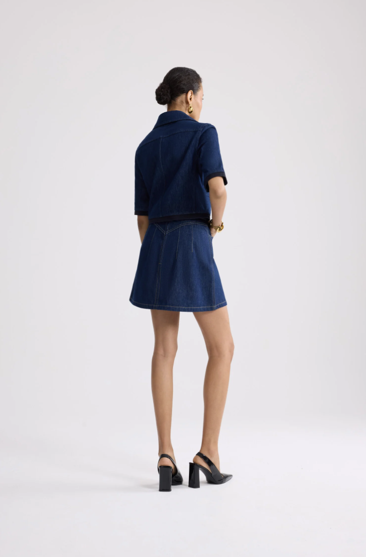 PATOU - Jupe courte à médaillon en denim de coton bio