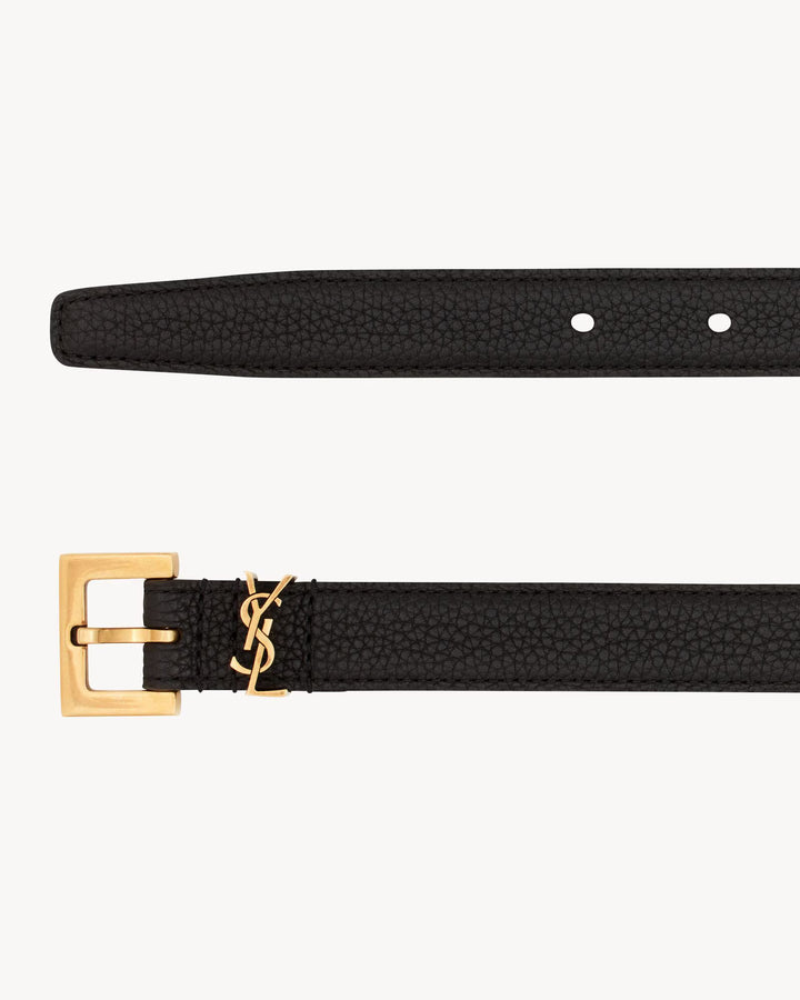 SAINT LAURENT - FINE CEINTURE CASSANDRE en cuir grainé