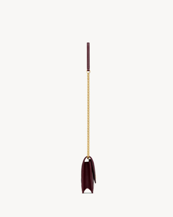 SAINT LAURENT - CASSANDRE ENVELOPE CHAIN WALLET EN CUIR D'AGNEAU