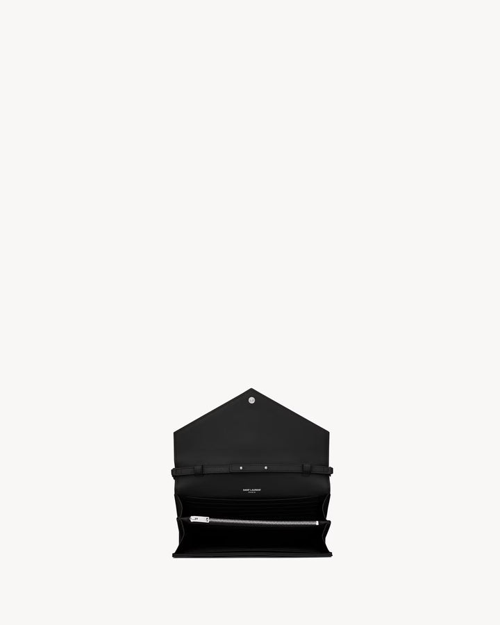 SAINT LAURENT CASSANDRE CLASSIC CHAIN WALLET EN CUIR GRAIN DE POUDRE