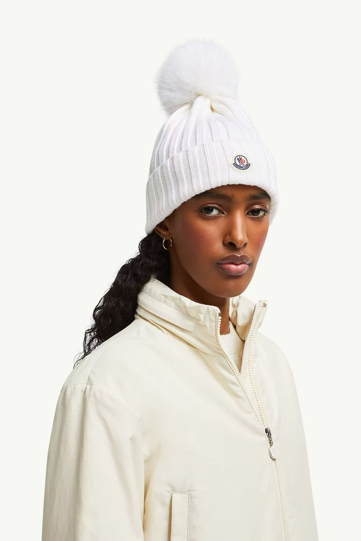 MONCLER-Bonnet en laine avec pompon