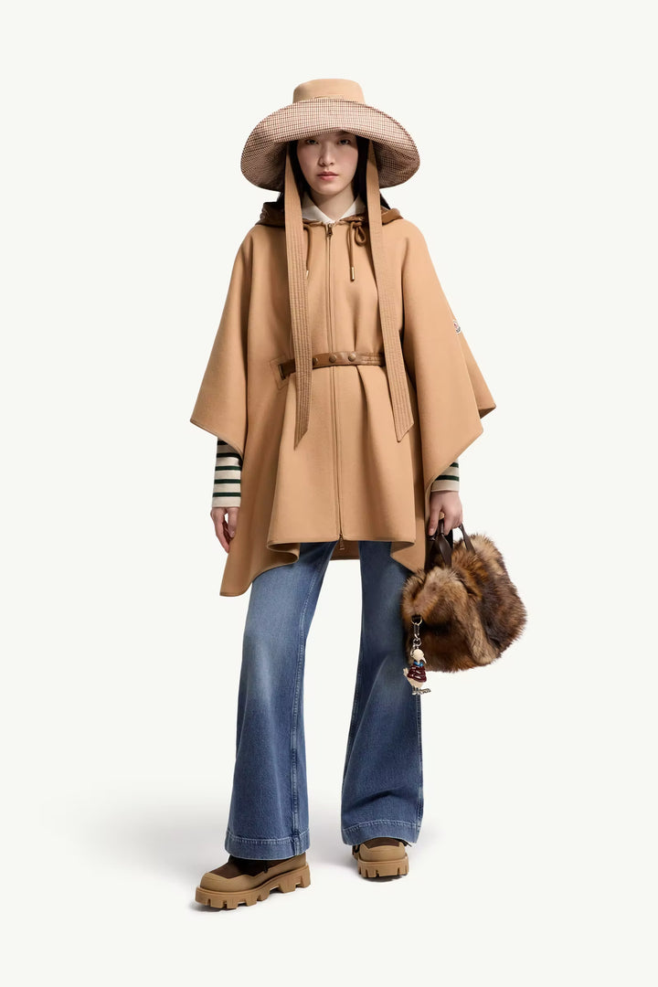 MONCLER Cape matelassée en laine mélangée