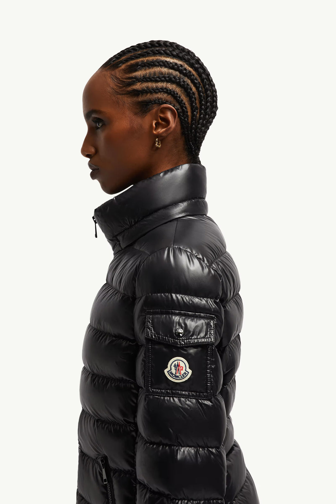 MONCLER - Doudoune courte à capuche Bady